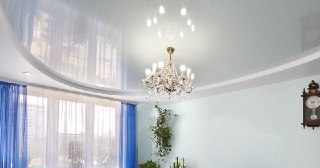 Глянцевый потолок Стрежевой, цена от 4530 руб.